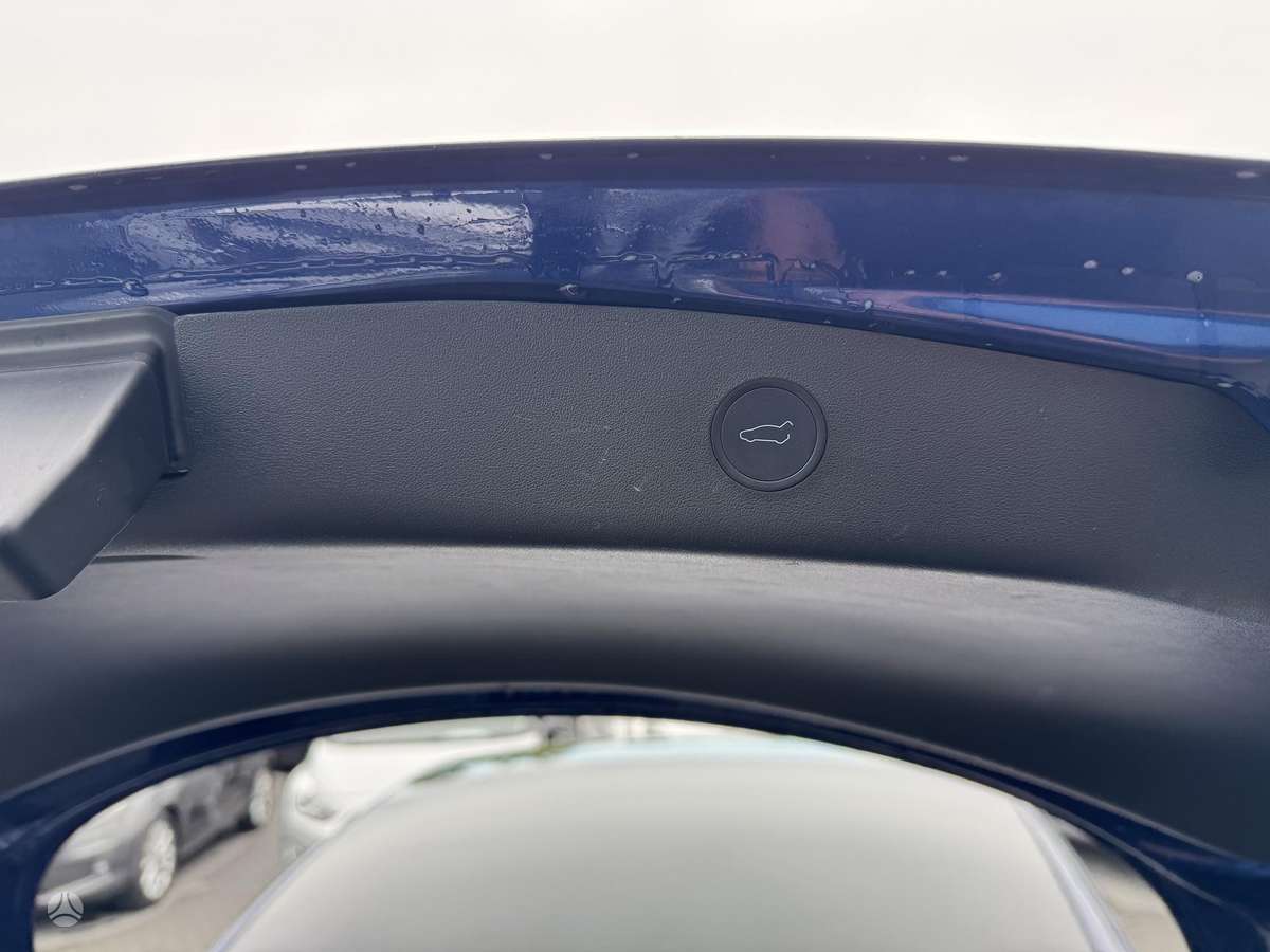 Tesla Model 3, 81 кВт·ч, Хэтчбек