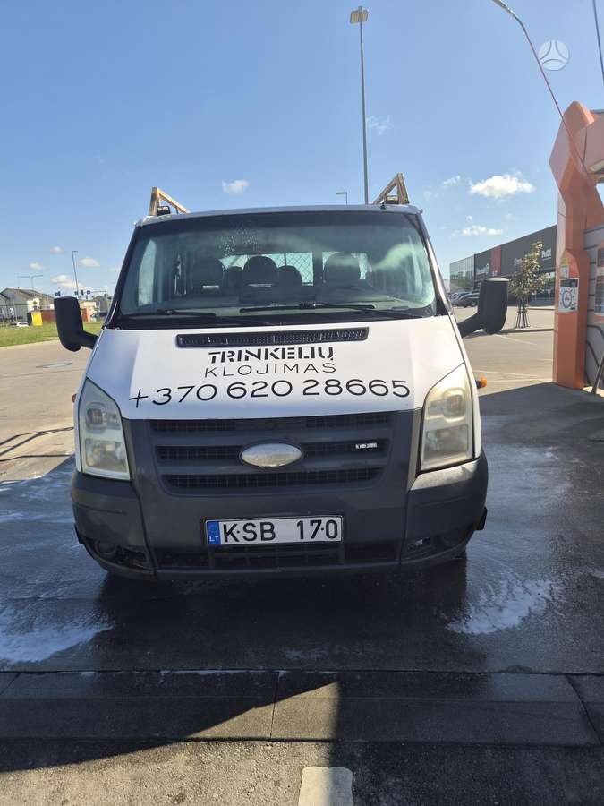 Ford Transit, 2.4 l., cargo van