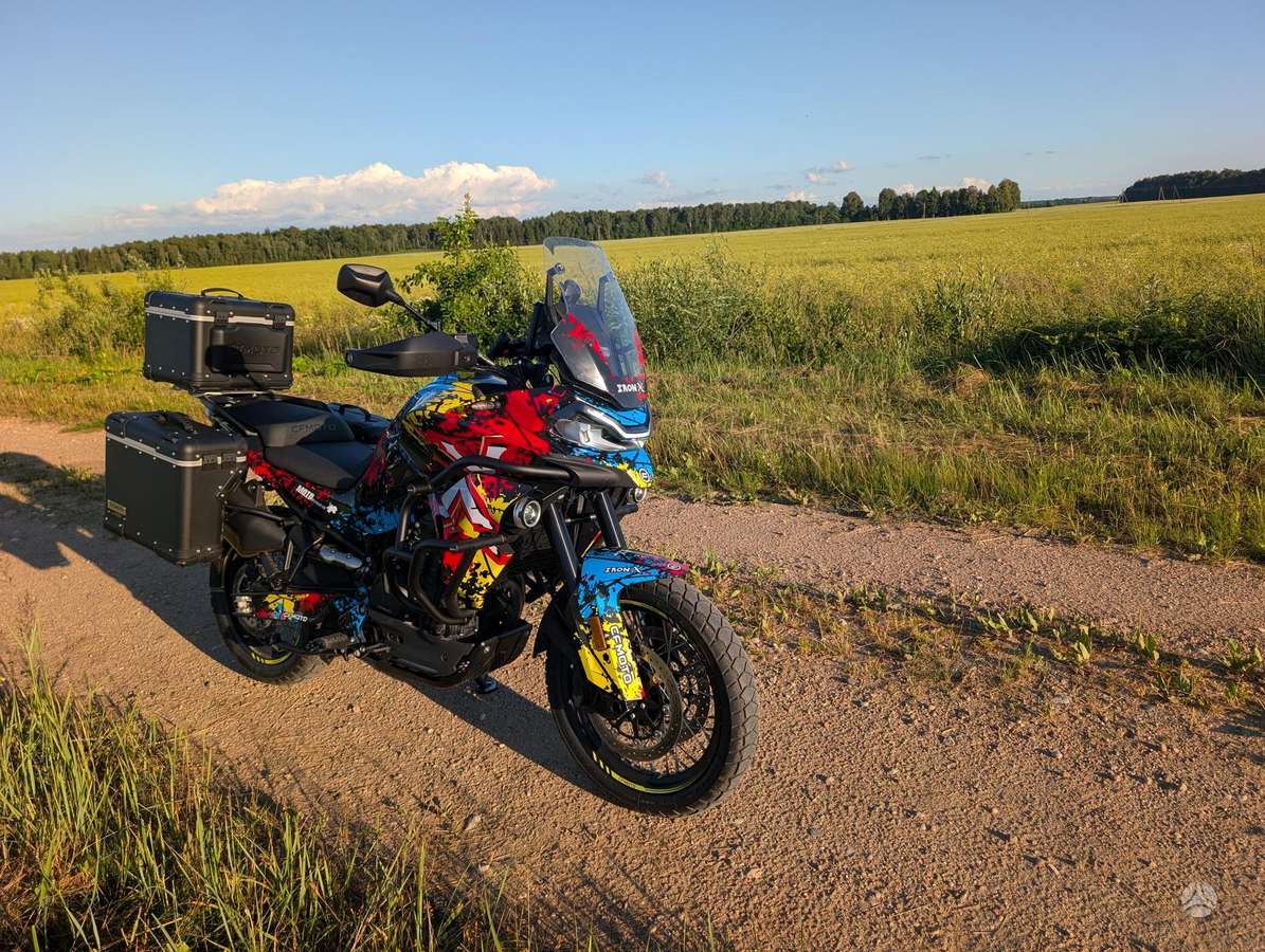 CFMOTO 800 Explore 800cc, touring / sport touring