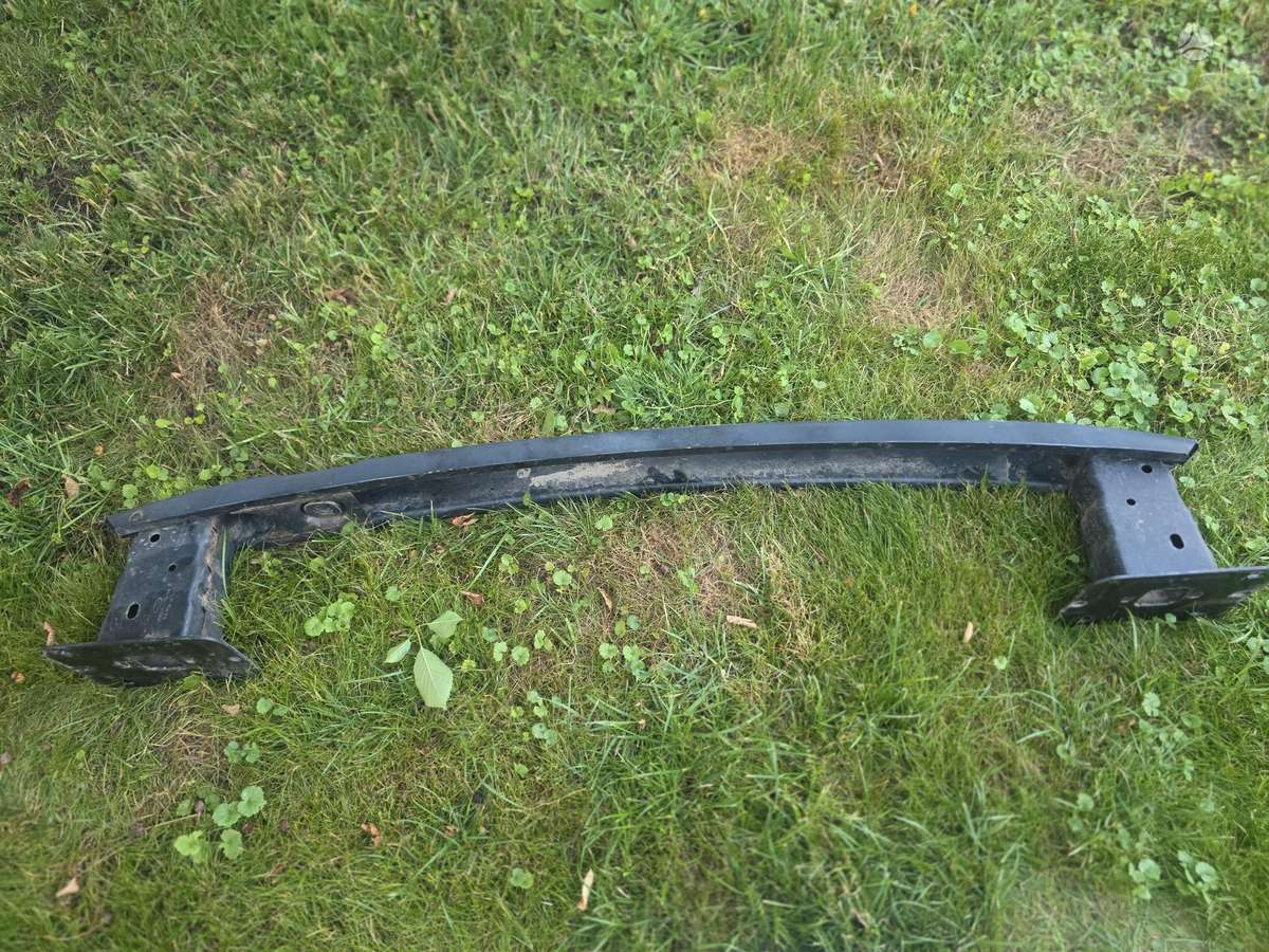 Ford C-MAX for parts. Dalimis nėra priekiniu sparnu ir durų priekiniu kel