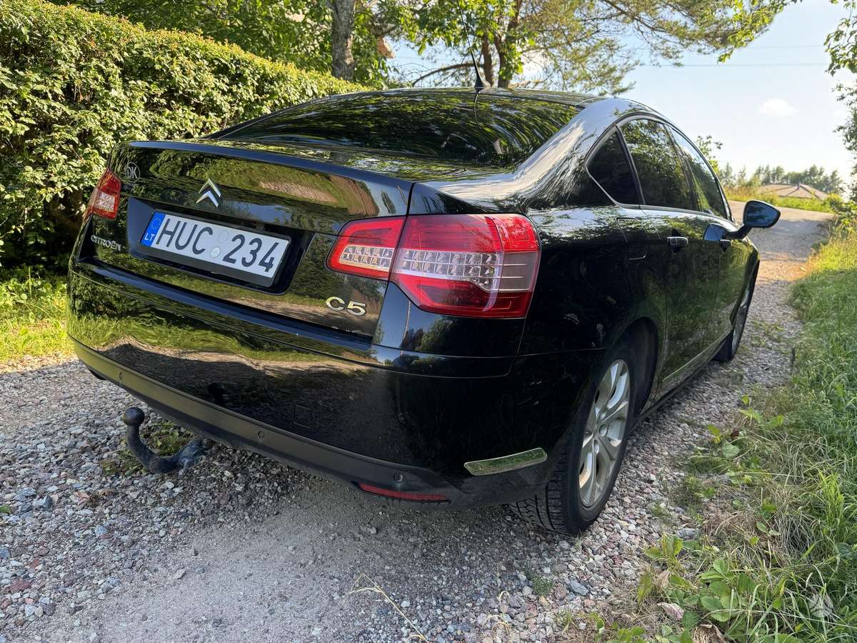 Citroen C5, 2.0 l., Седан