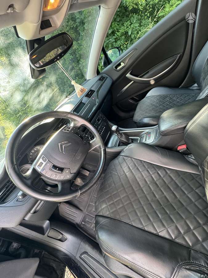 Citroen C5, 2.0 l., Седан