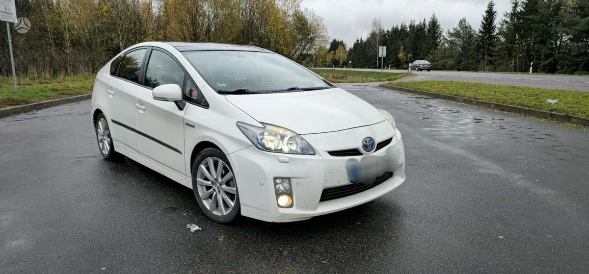 Toyota Prius - 6