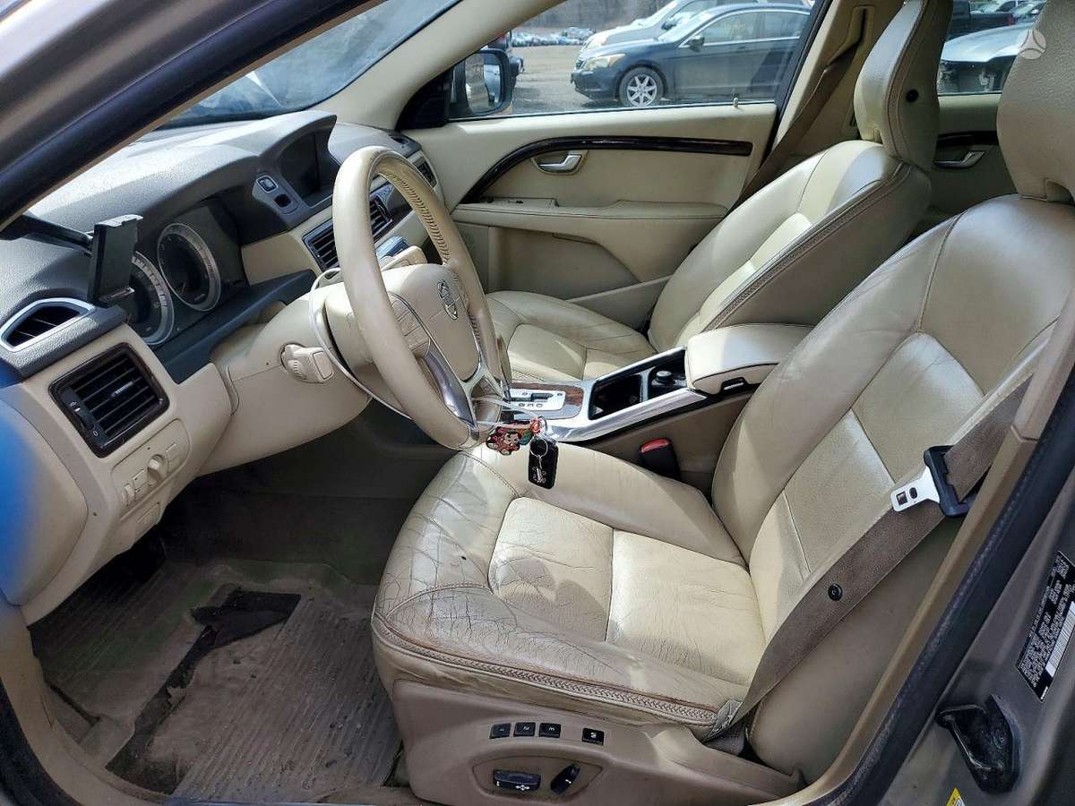 Volvo XC70, 3.2 l., Универсал