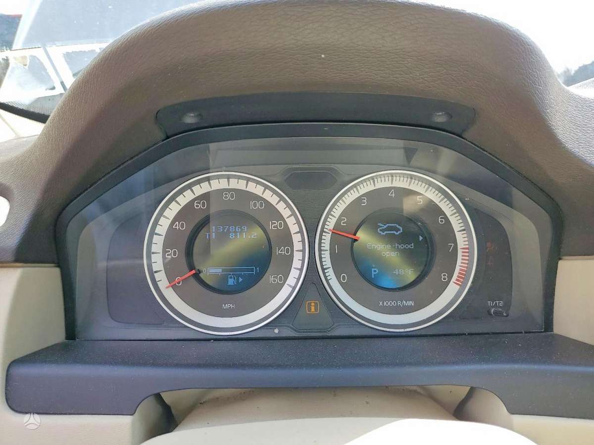 Volvo XC70, 3.2 l., wagon
