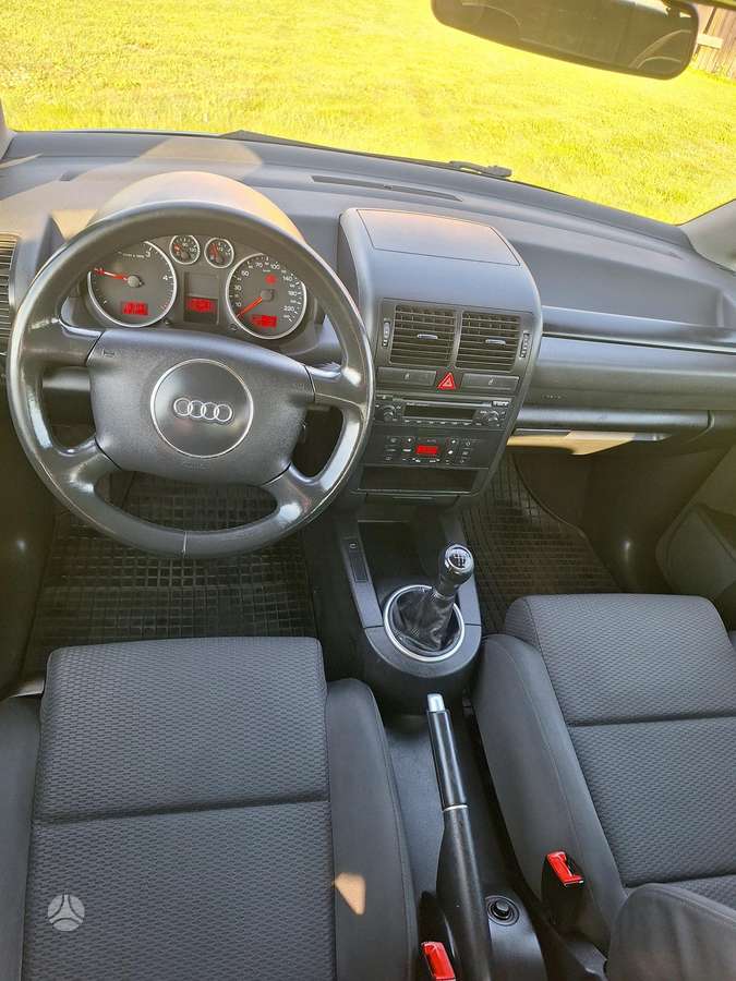 Audi A2, 1.4 l., hatchback
