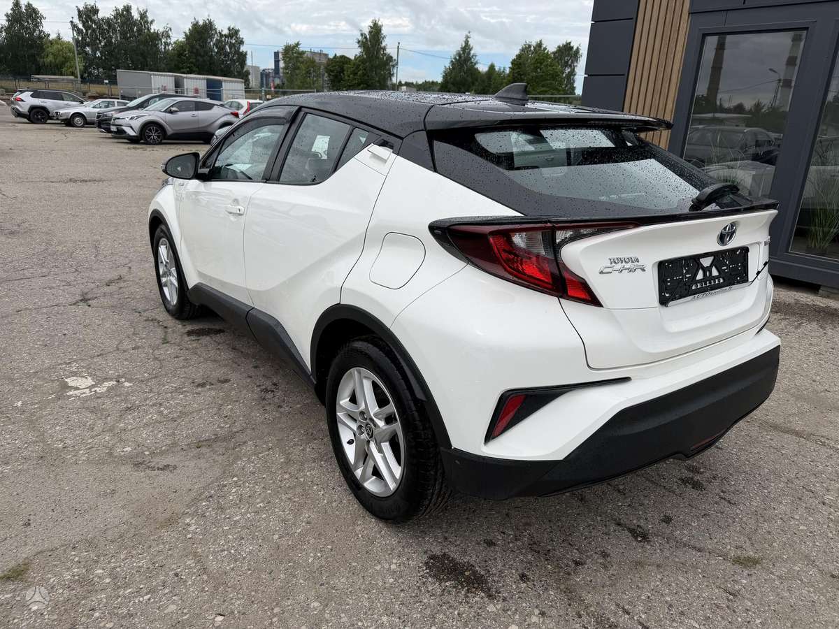 Toyota C-HR - 9