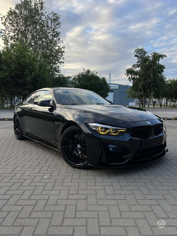 BMW M4, coupe