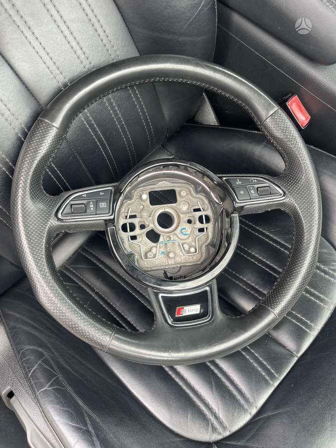 Audi A6 радиаторная решётка, сиденья, рули