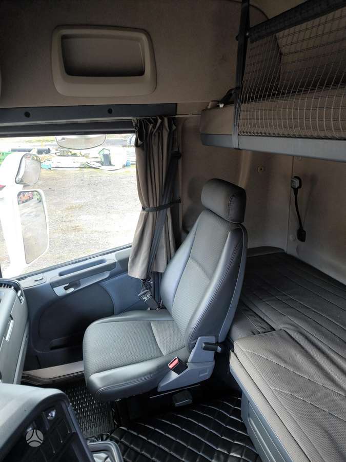 Scania R500, double sleeper