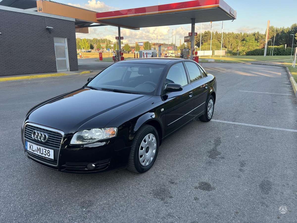 Audi A4, 2.0 l., Седан