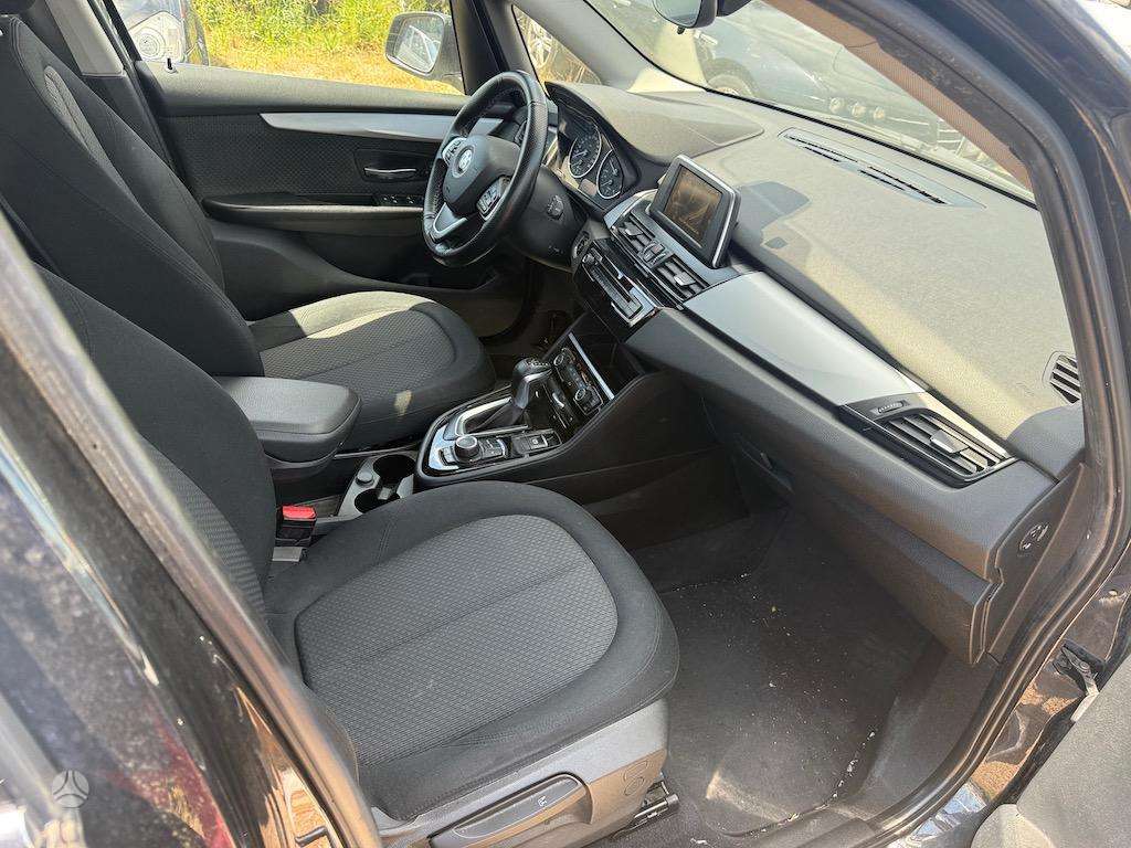 BMW 218 Active Tourer, 2.0 l., Минивэн