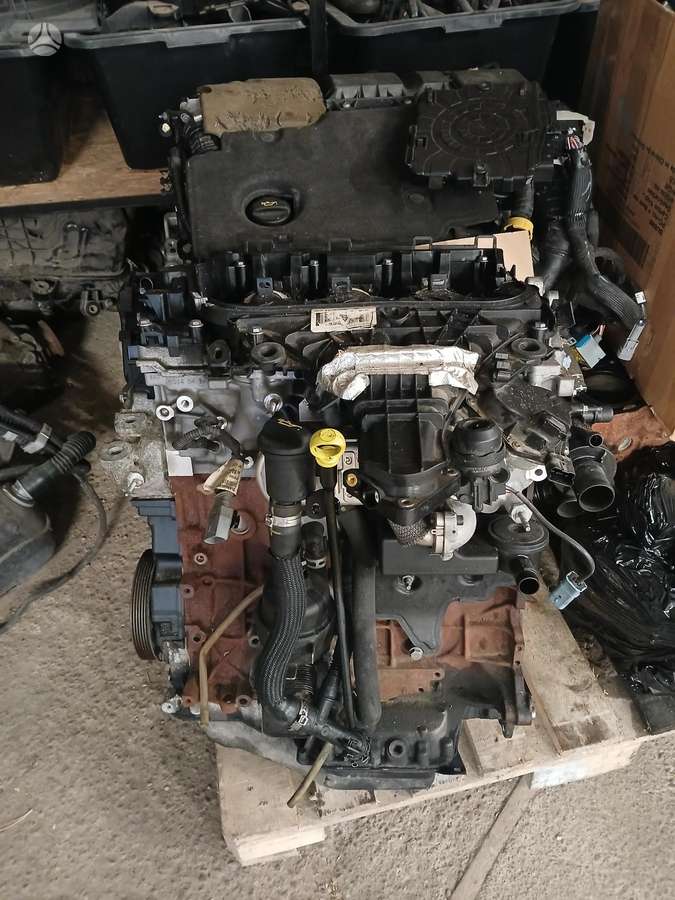 Ford Kuga variklio detalės