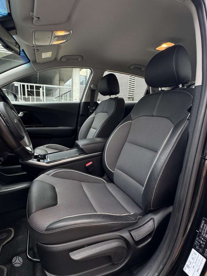 Kia Niro, 39 kWh, hatchback