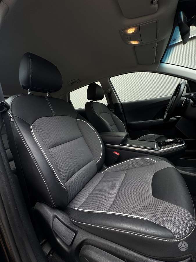 Kia Niro, 39 kWh, hatchback
