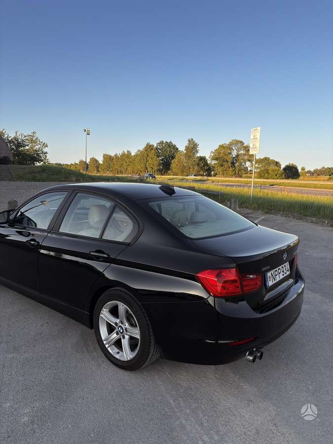 BMW 328, 2.0 l., Седан
