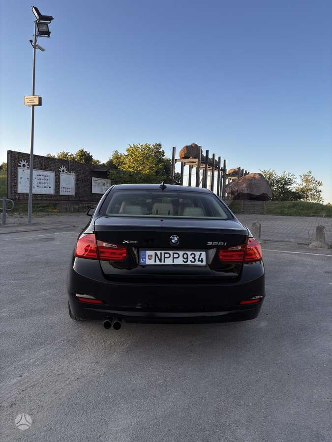 BMW 328, 2.0 l., Седан
