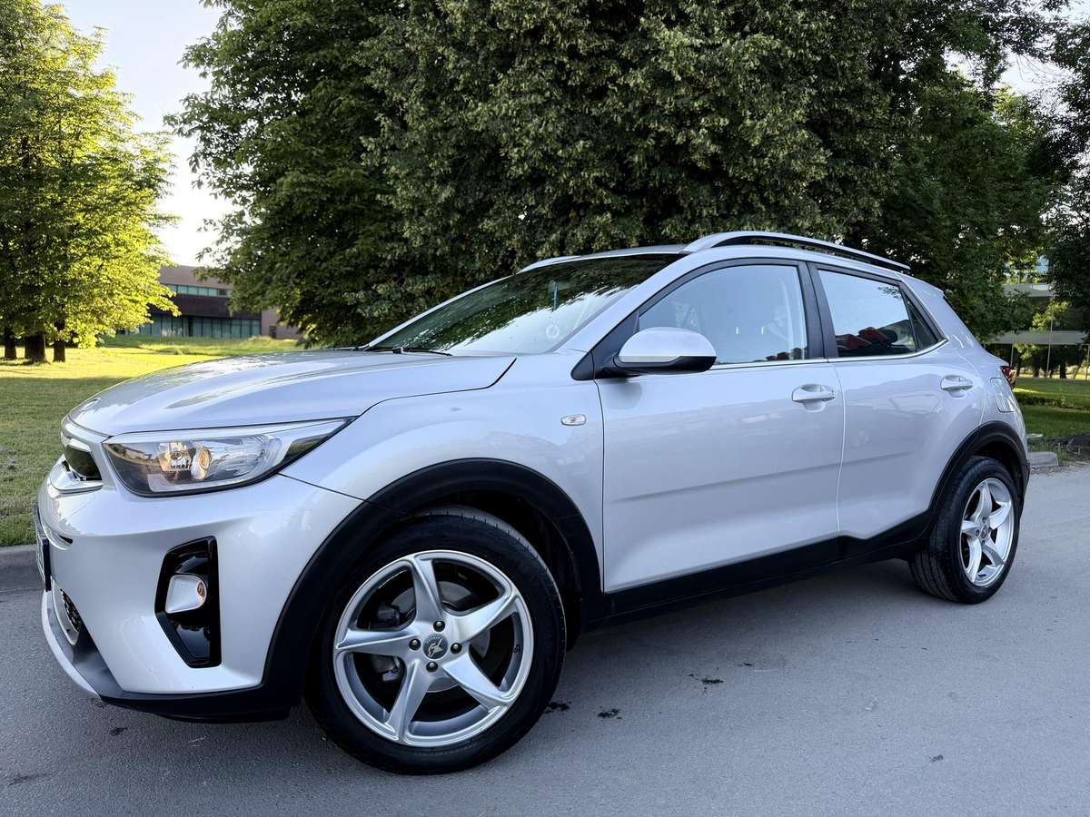 Kia Stonic, 1.0 l., Хэтчбек