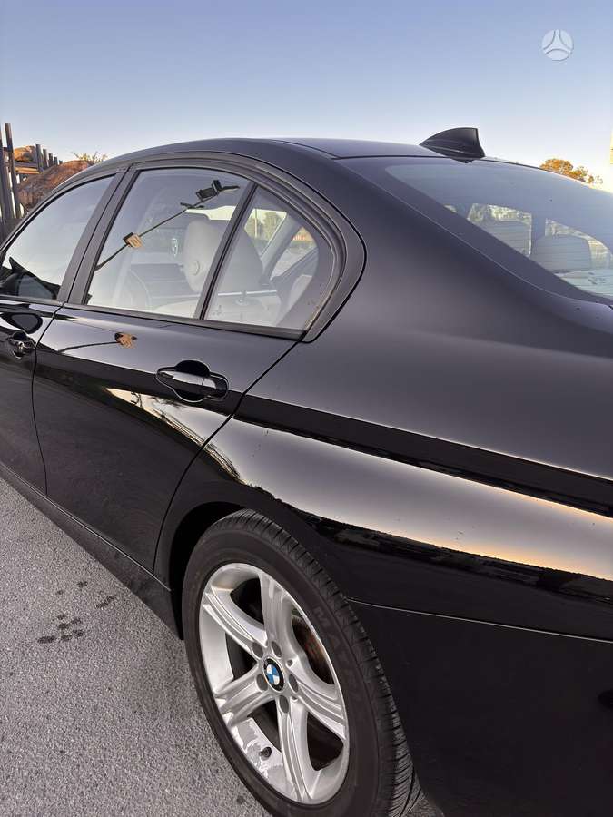 BMW 328, 2.0 l., Седан