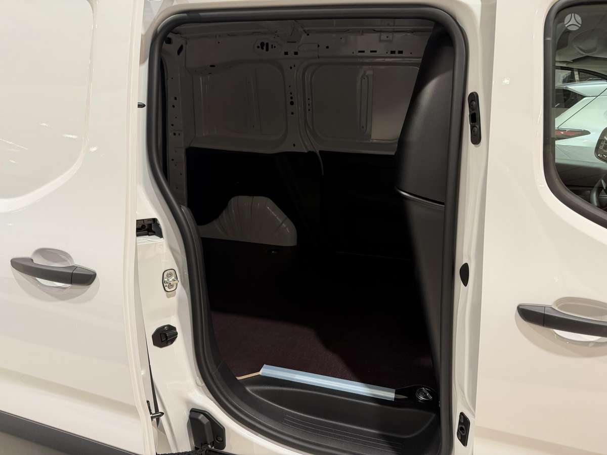 Toyota Proace City - 12