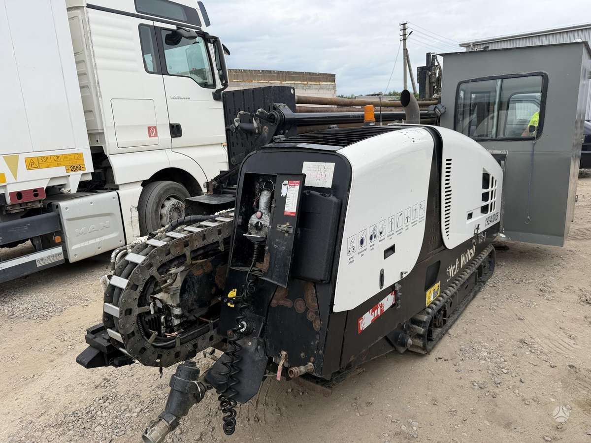 -Kita- Ditch witch JT20, буровая машина