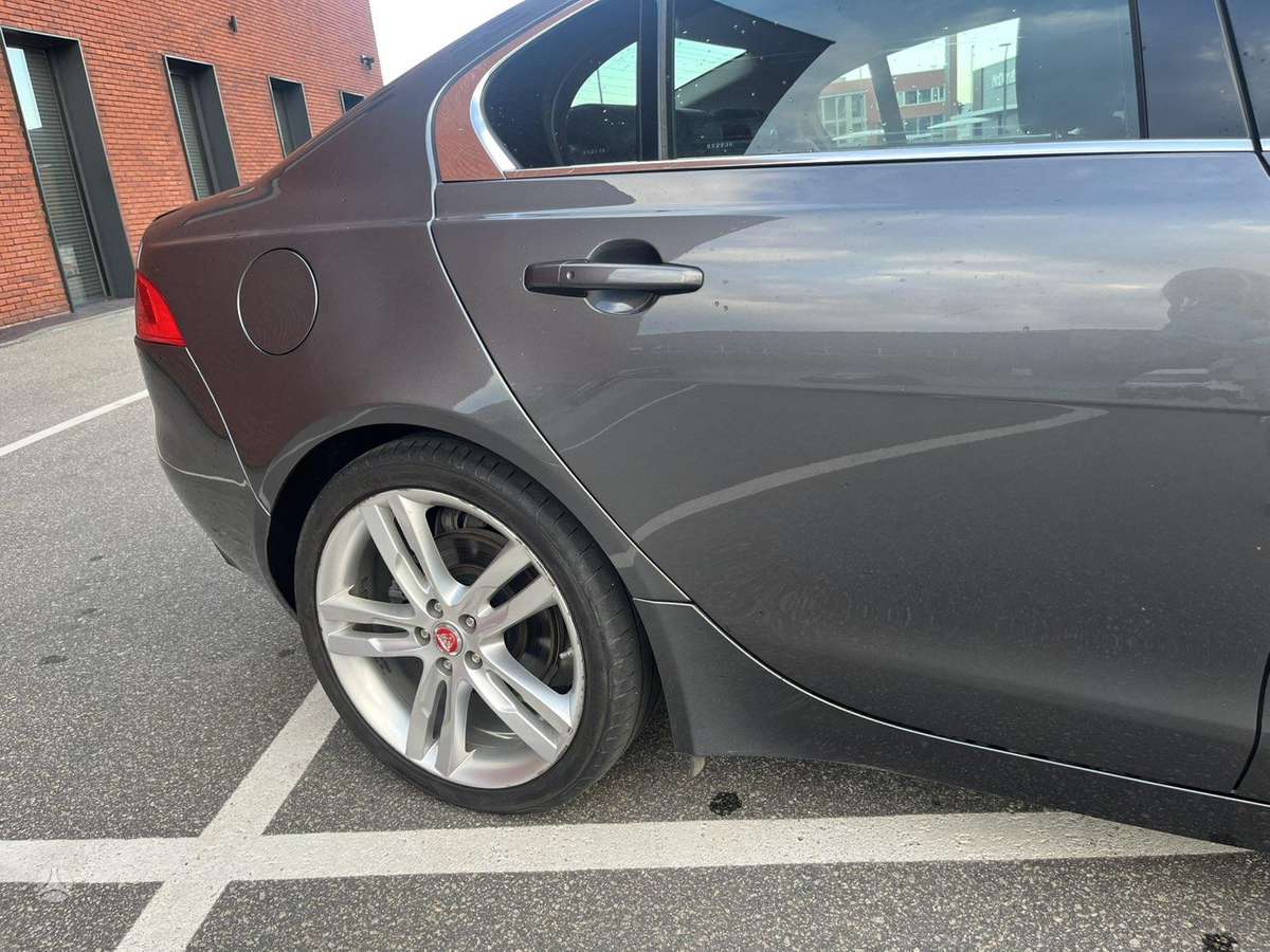 Jaguar XE, 2.0 l., sedanas