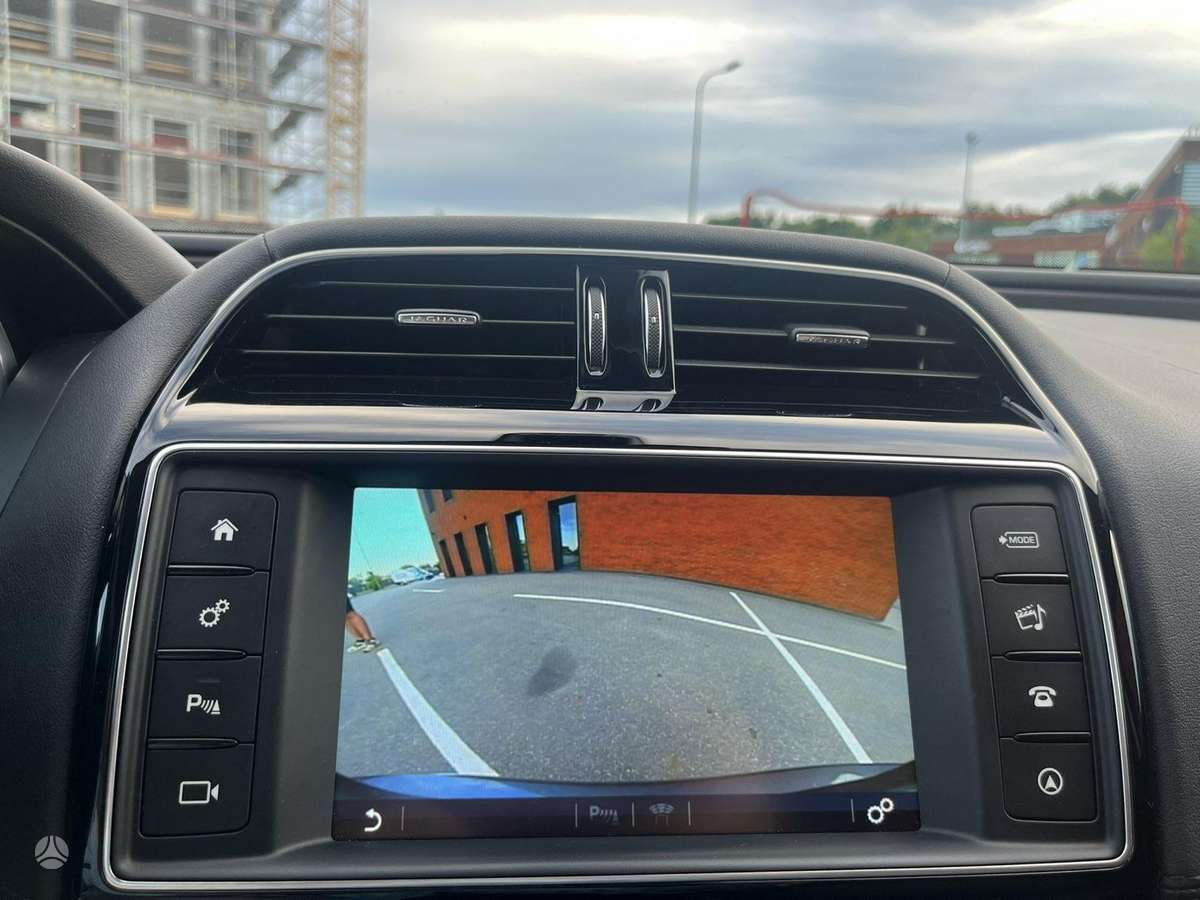 Jaguar XE, 2.0 l., sedanas