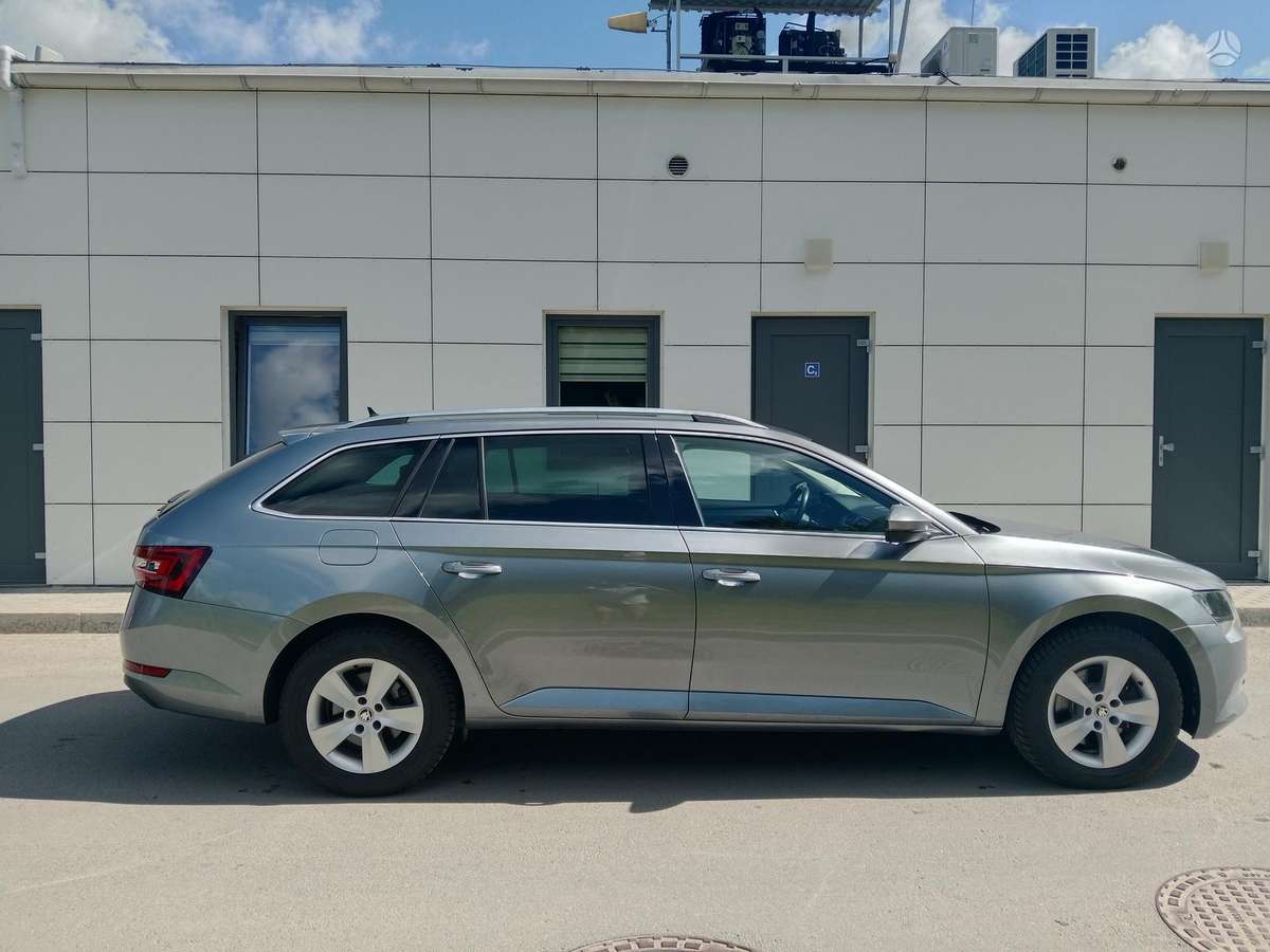 Skoda Superb, 1.6 l., Универсал