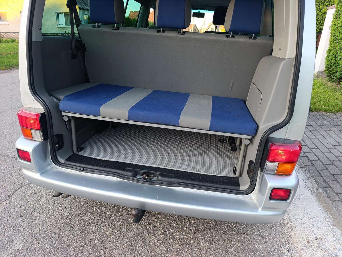 Volkswagen Multivan, 2.5 l., Минивэн