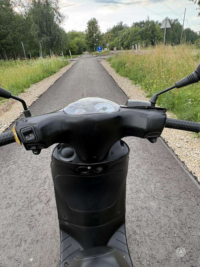 Piaggio Zip 50cc, scooters / mopeds