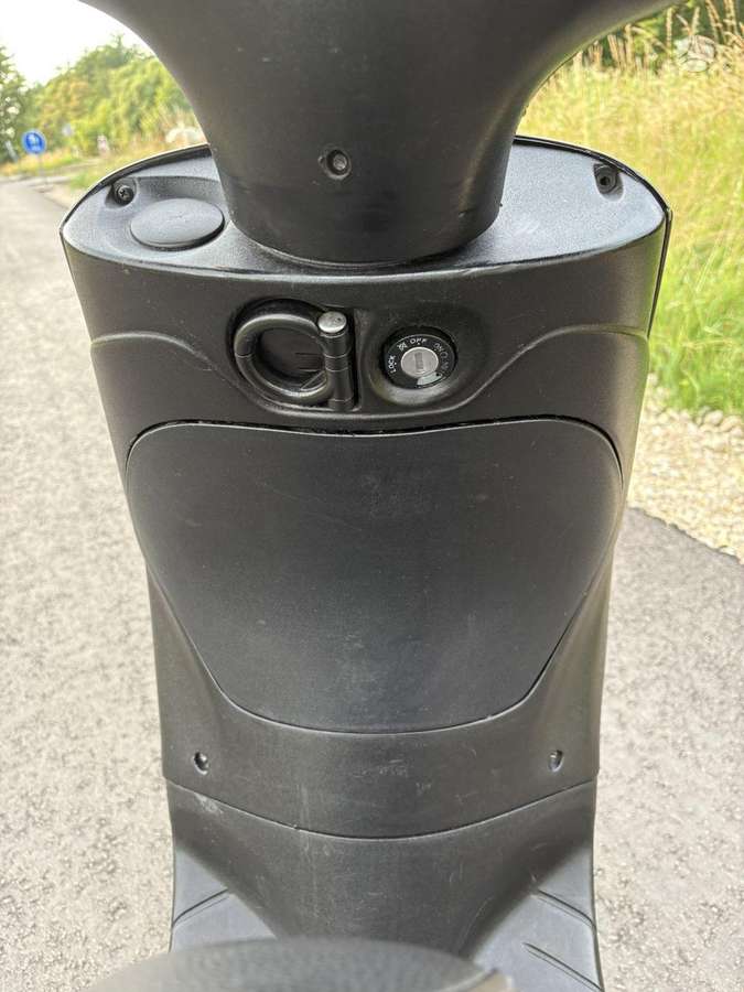 Piaggio Zip 50cc, scooters / mopeds
