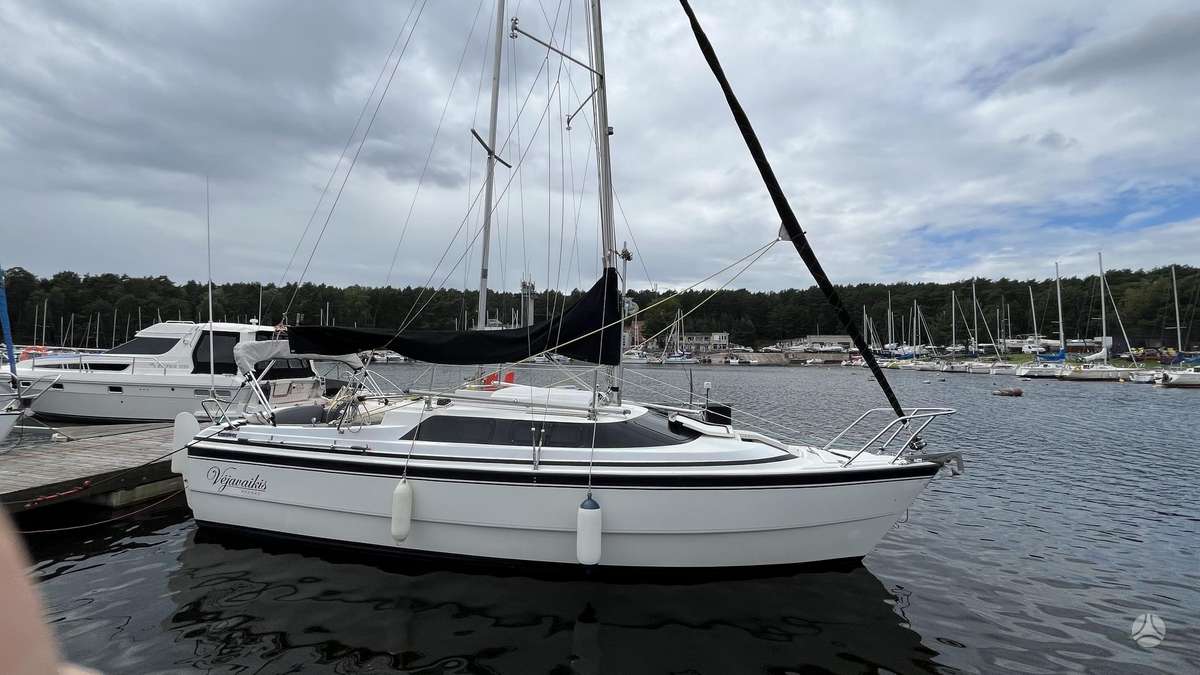 Macgregor X26, dinghies
