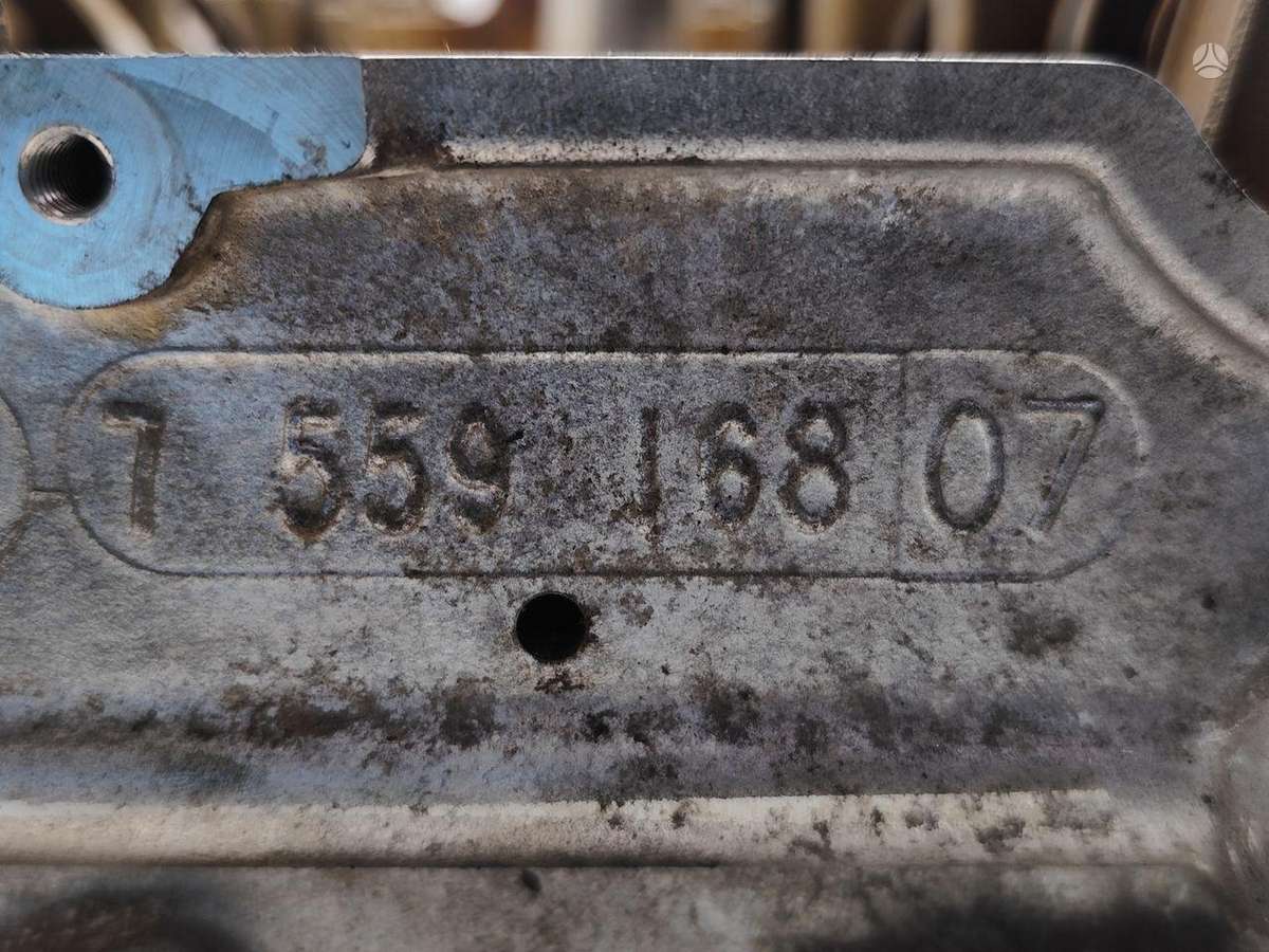 BMW 318, 7559168, cylinder head