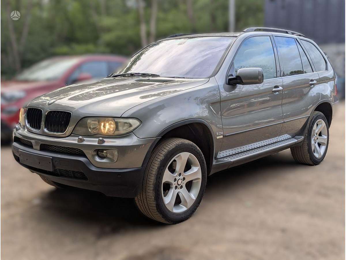 BMW X5 engine