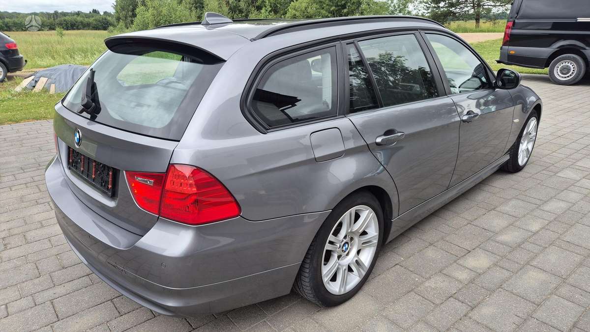 BMW 320, 2.0 l., Универсал