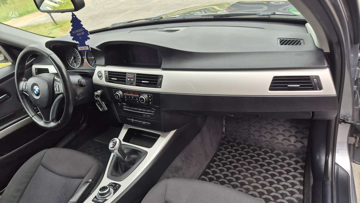 BMW 320, 2.0 l., Универсал