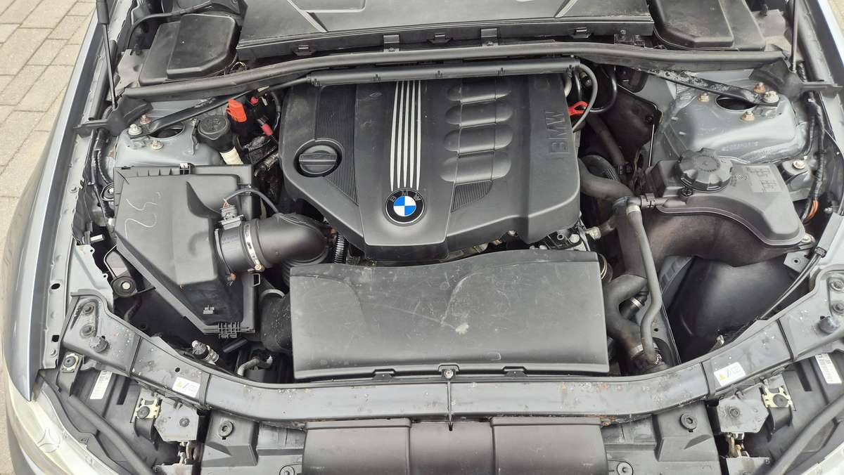 BMW 320, 2.0 l., Универсал
