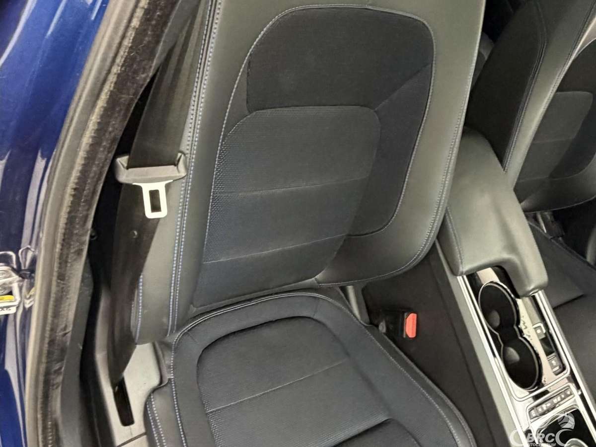 Jaguar XE, 2.0 l., Седан