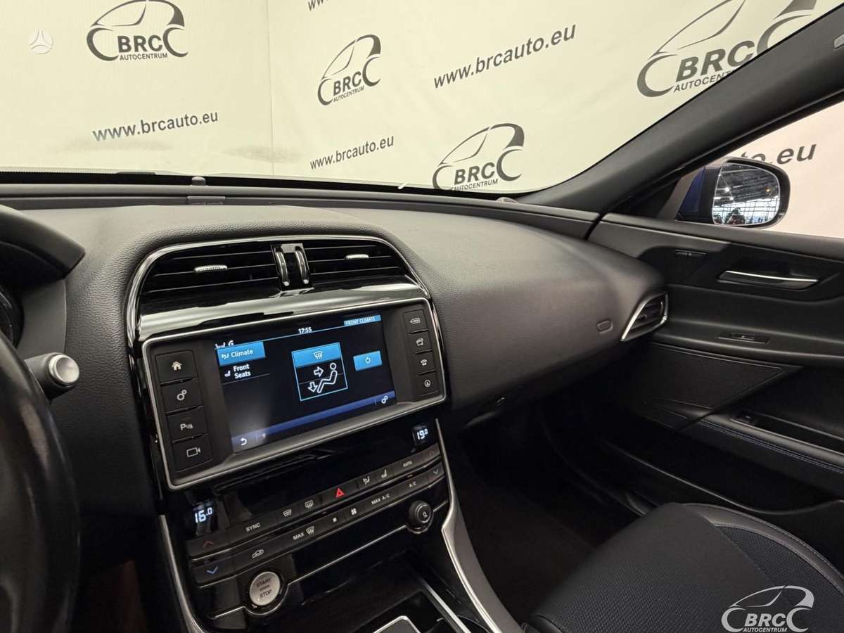 Jaguar XE, 2.0 l., Седан