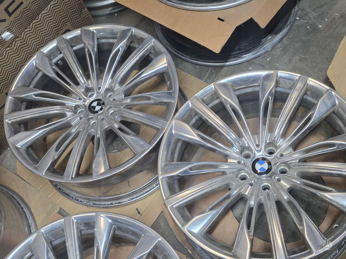 BMW G, lengvojo lydinio, R20