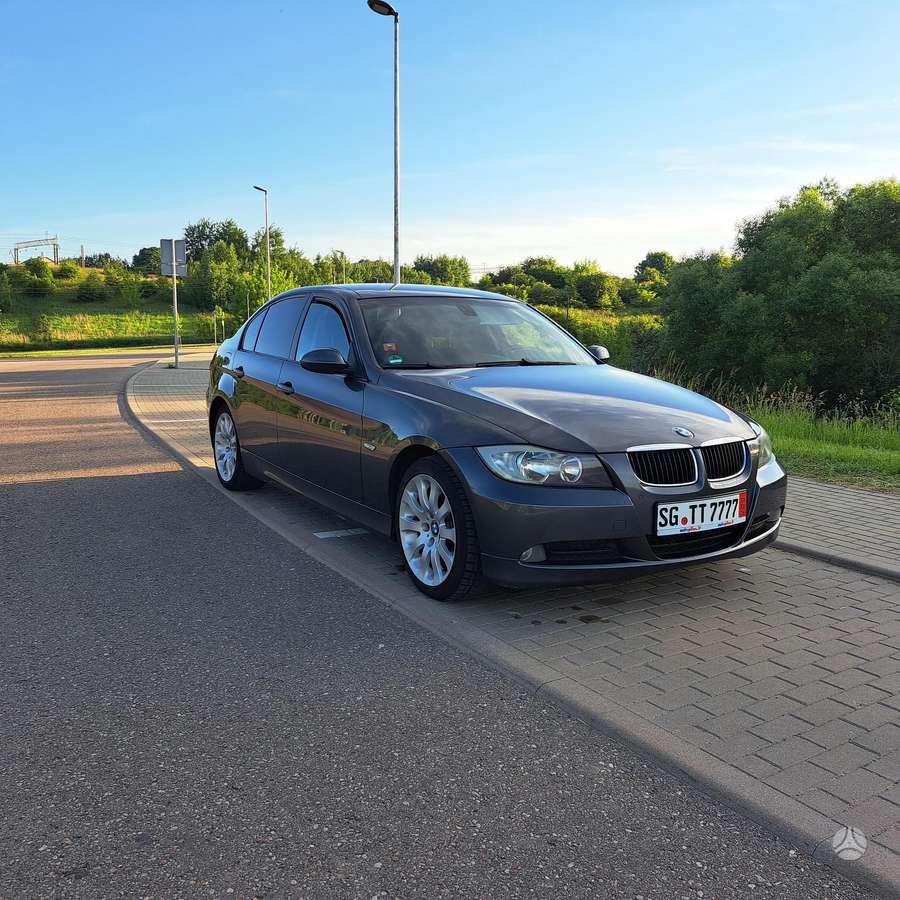 BMW 320, 2.0 l., Седан