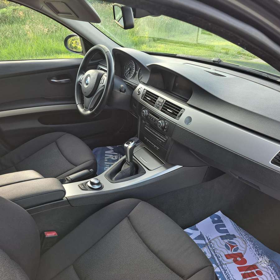 BMW 320, 2.0 l., Седан