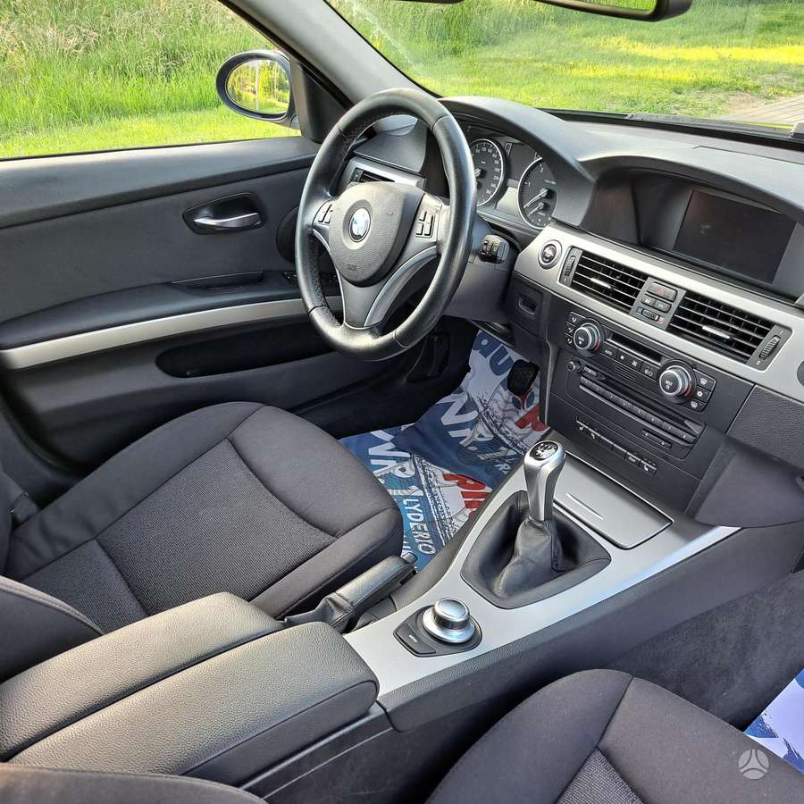 BMW 320, 2.0 l., Седан
