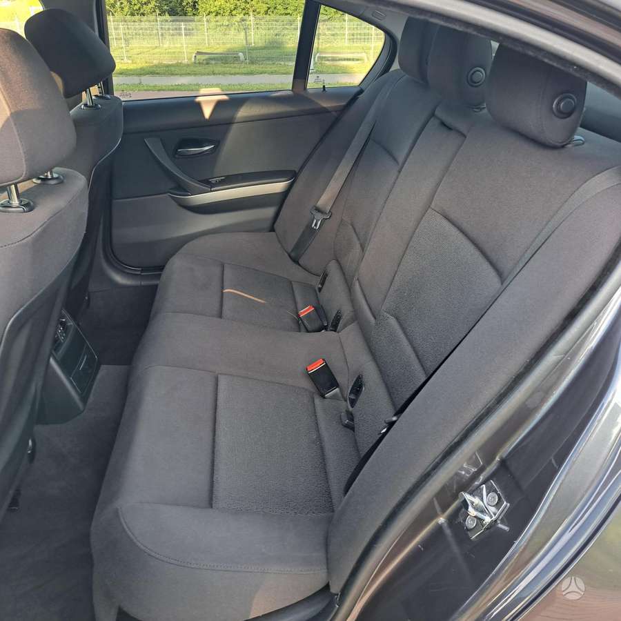 BMW 320, 2.0 l., Седан