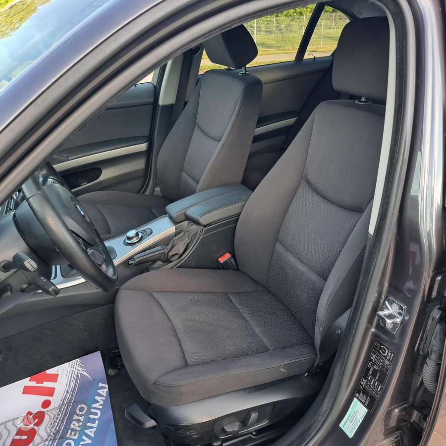 BMW 320, 2.0 l., Седан