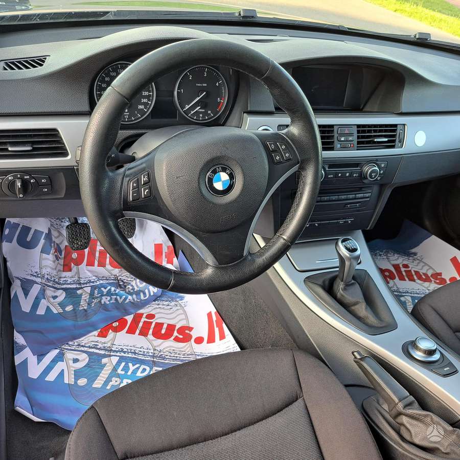 BMW 320, 2.0 l., Седан
