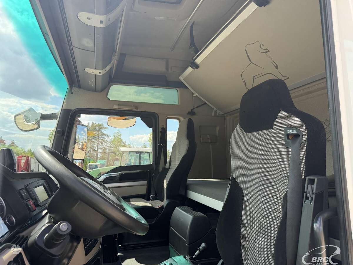 MAN TGX XXL, double sleeper