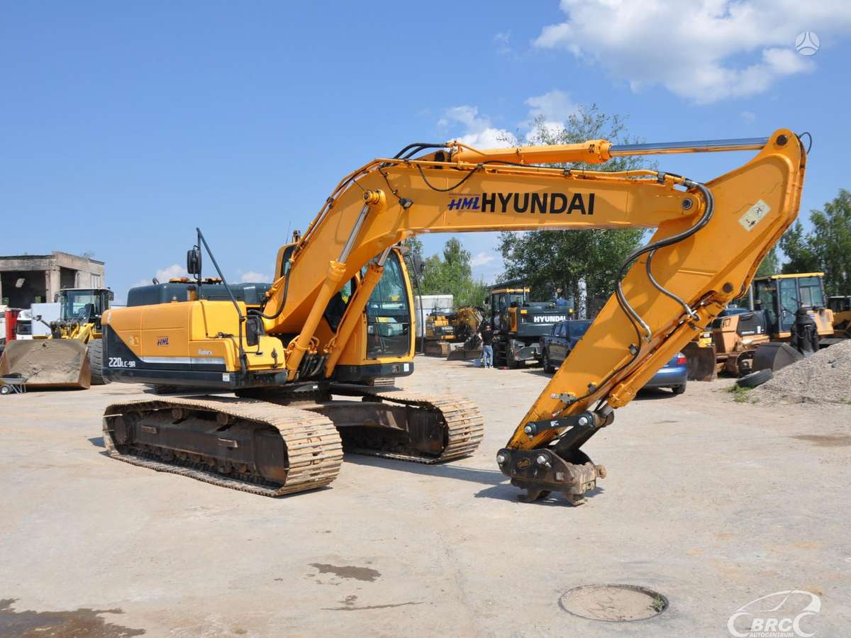 Hyundai R220LC-9A, экскаваторы