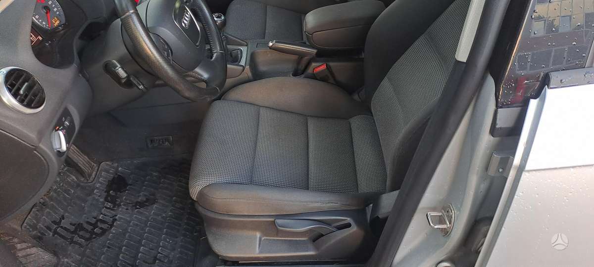 Audi A3, 1.6 l., Хэтчбек