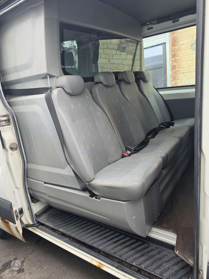 Mercedes-Benz Sprinter, passenger vans